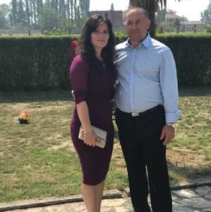 Meet your Posher, Luigj